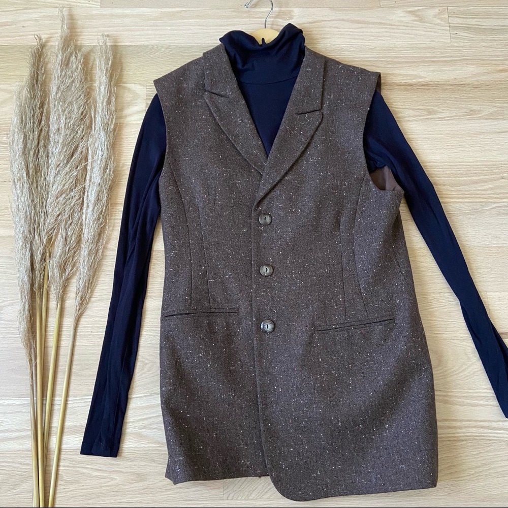 Brown Sleeveless Blazer - Picture 2 of 9